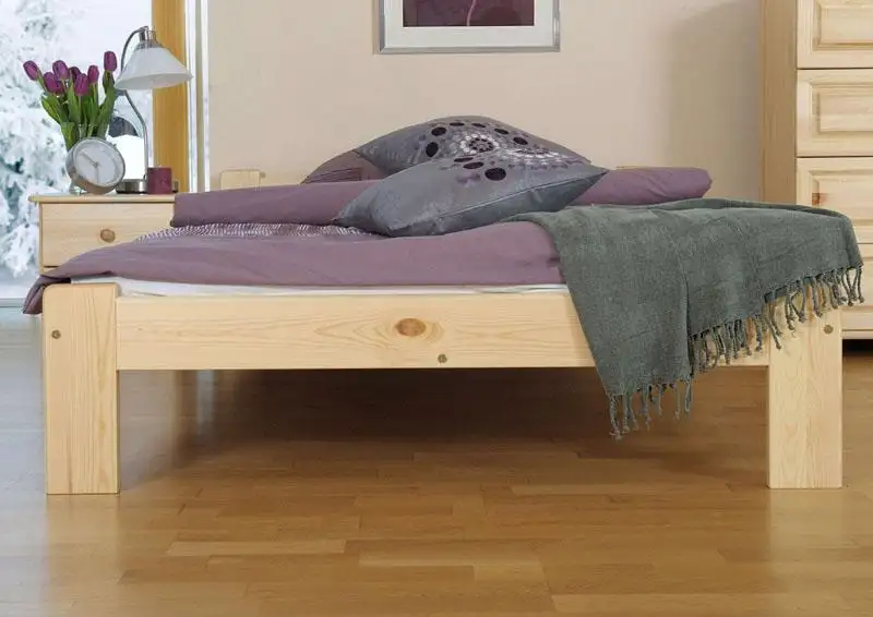 Massivholzbett Kiefer 120 x 200 cm Natur mit Lattenrost