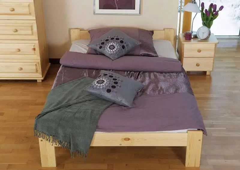 Holzbett 120 x 200 cm Kiefer massiv Natur