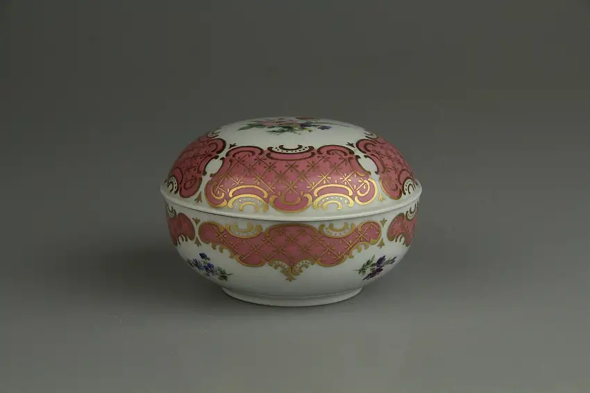 Schmuckdose Dekor Prinzess rose - Lindner Porzellan Zierporzellan Dosen