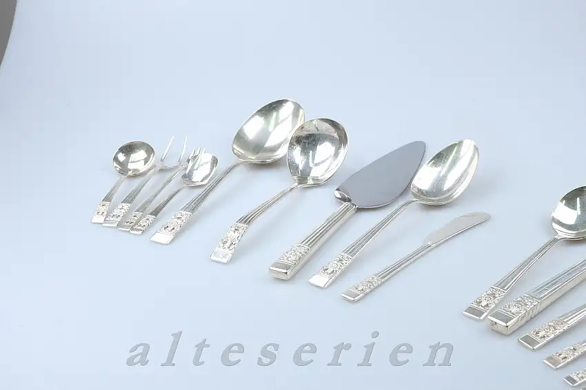 Menuebesteck Vintage Community für 12 P. plus 74 tlg. - Unbekannter Hersteller Besteck 90er Silberauflage