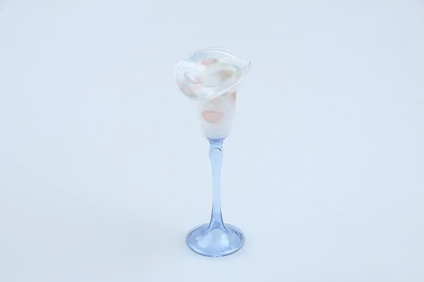 kleine Vase Glas UNIKAT - Unbekannter Hersteller Mundgeblasenes