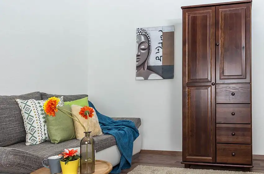 Dielenschrank Landhaus Kiefer, Farbe: Nuss 190x80x60 cm